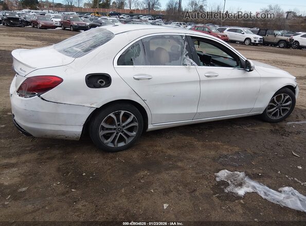 55SWF4KB8JU257228 2018 MERCEDES-BENZ C-CLASS White Tył prawy