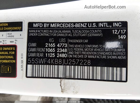 55SWF4KB8JU257228 2018 MERCEDES-BENZ C-CLASS White Widok komory silnika
