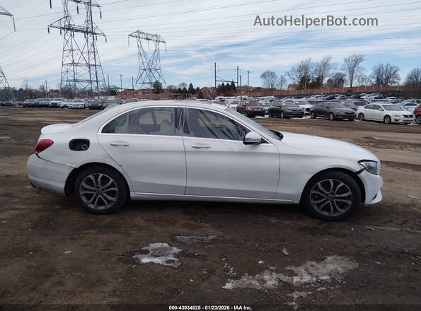 55SWF4KB8JU257228 2018 MERCEDES-BENZ C-CLASS White Widok wnętrza 360 stopni