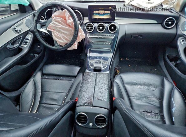 55SWF4KBXGU099497 2016 MERCEDES-BENZ C White Dashboard view