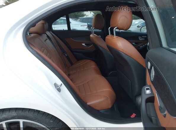 55SWF6EB1KU304740 2019 MERCEDES-BENZ AMG C 43 White Вид наклейки з VIN-кодом