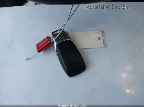 55SWF6EB1KU304740 2019 MERCEDES-BENZ AMG C 43 White Вид панелі приладів