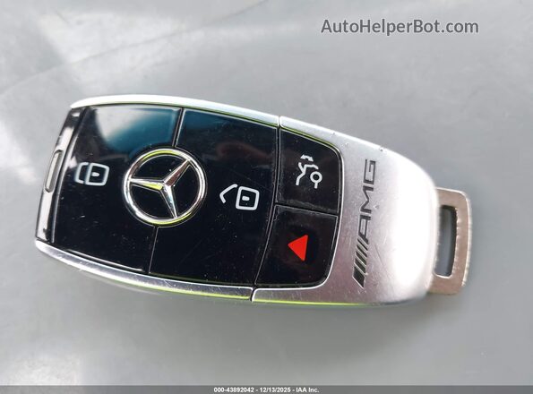 55SWF8HB3KU293571 2019 MERCEDES-BENZ AMG C 63 Синий 