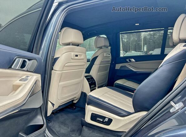 5UXCW2C51KL081198 2019 BMW X7 Gray Вид панелі приладів