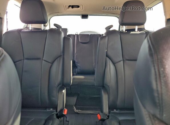 4S4WMAWD5S3419621 2025 SUBARU ASCENT White Вид задньої частини салону