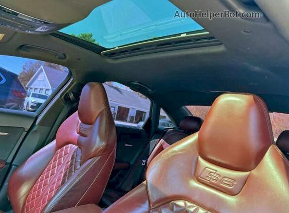 WAUFFAFC6JN000859 2018 AUDI S6 Black უკანა სალონის ხედი