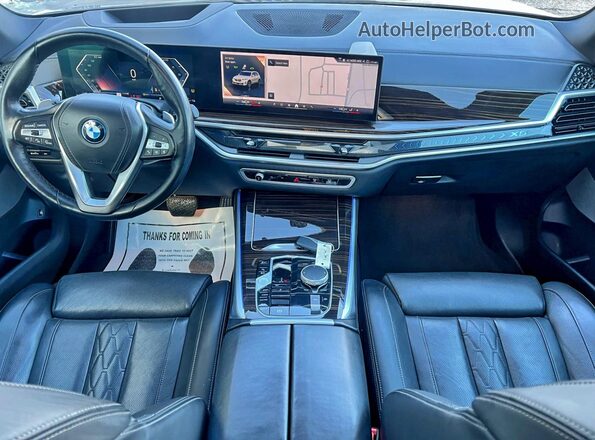 5UX43EU01S9Y38941 2025 BMW X5 White უკანა სავარძლების ხედი