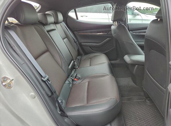 JM1BPAML4T1850131 2026 MAZDA 3 Белый Вид задней части салона