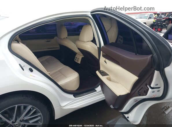 58ABK1GG8HU070236 2017 LEXUS ES 350 Белый 
