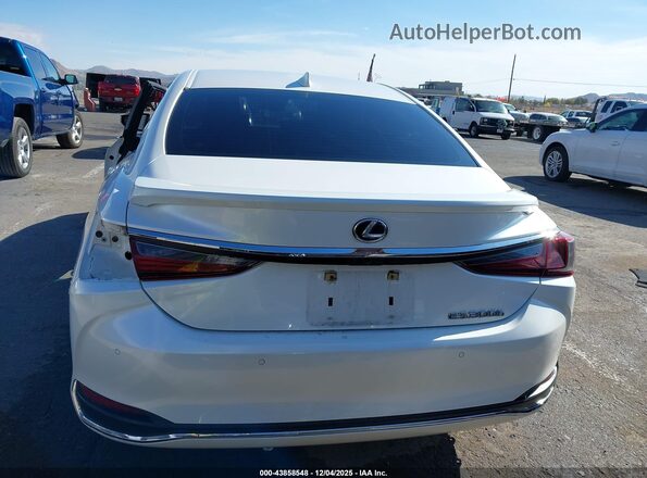 58AD21B13LU012068 2020 LEXUS ES 300H White 