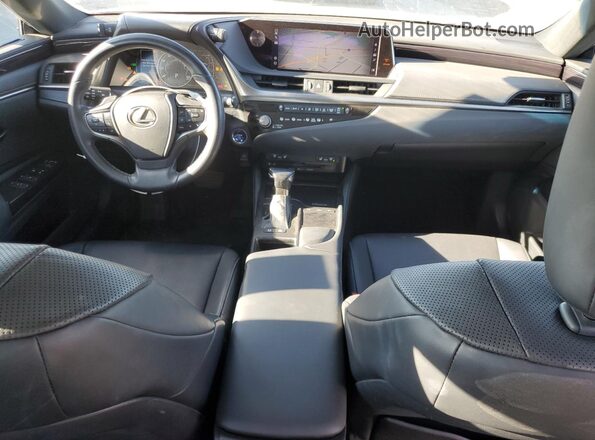 58ADA1C17MU001481 2021 LEXUS ES White Vista del salpicadero