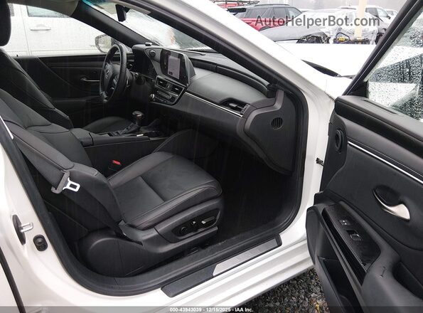 58ADA1C17PU031262 2023 LEXUS ES 300H White 