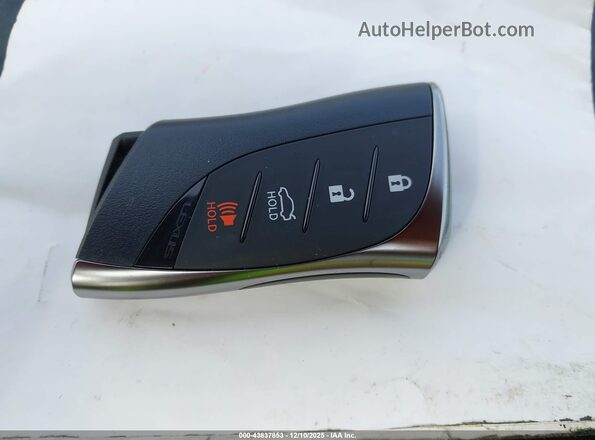 58ADA1C19PU031005 2023 LEXUS ES 300H Черный Вид панели приборов