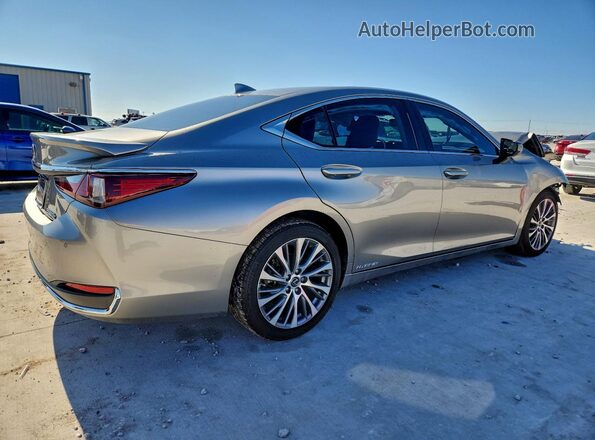 58ADA1C1XMU010496 2021 LEXUS ES Silver უკანა მარჯვენა