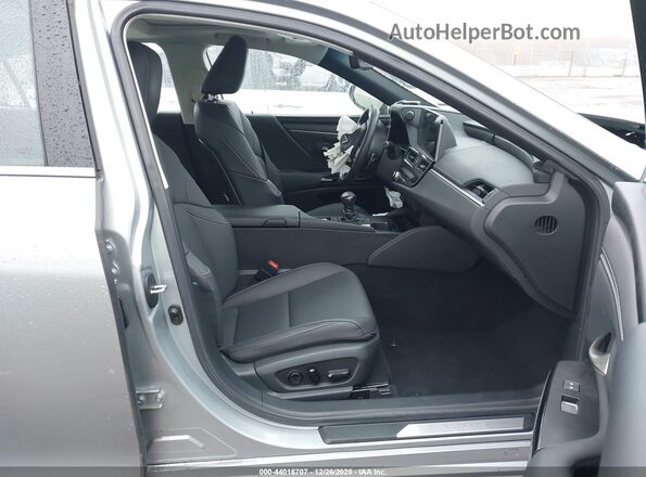 58ADZ1B10PU151785 2023 LEXUS ES 350 Серебряный Вид салона спереди