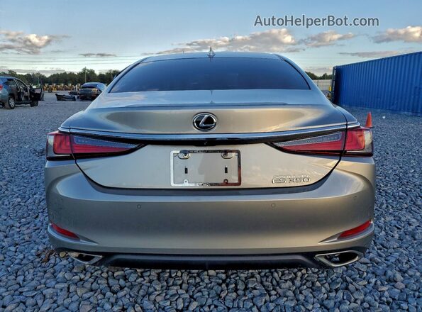 58ADZ1B15MU098643 2021 LEXUS ES Silver Vista trasera