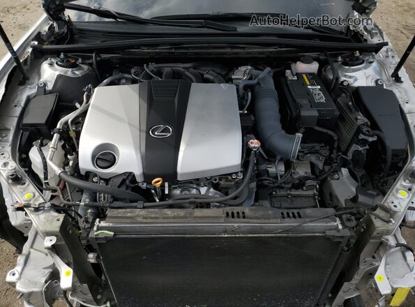 58ADZ1B17LU078053 2020 LEXUS ES Silver Widok wnętrza z tyłu