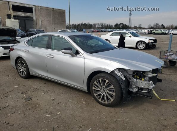 58ADZ1B17LU078053 2020 LEXUS ES Silver Przód prawy
