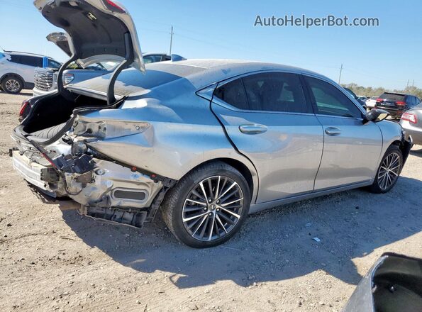 58ADZ1B18RU161791 2024 LEXUS ES Silver Trasero derecho