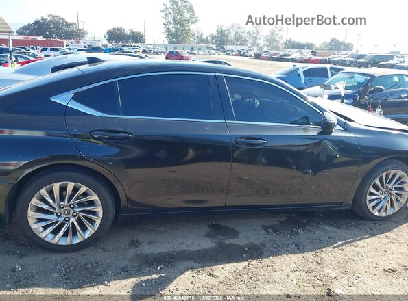 58AE21B19LU010345 2020 LEXUS ES 300H Black Вид задньої частини салону