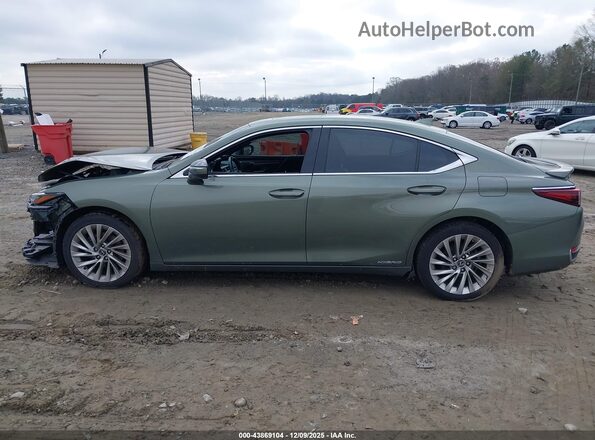 58AEA1C14MU004441 2021 LEXUS ES 300H Green 