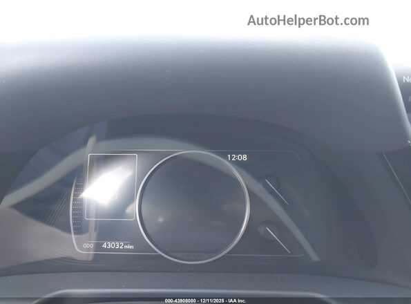 58AEA1C14NU024786 2022 LEXUS ES 300H White Rear seats view