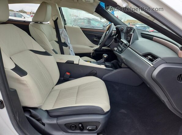 58AFZ1B19SU190831 2025 LEXUS ES White Вид салону спереду