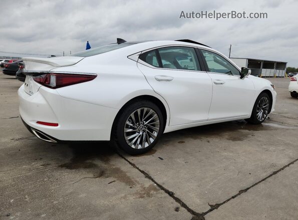 58AFZ1B19SU190831 2025 LEXUS ES White Задня права чверть