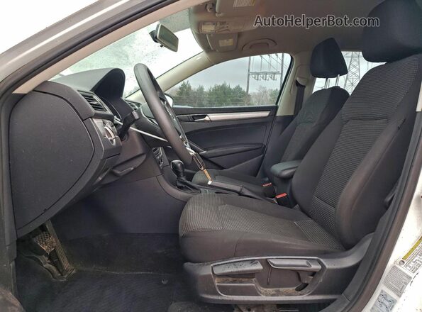 1VWAT7A34HC031370 2017 VOLKSWAGEN PASSAT White Առջևի վահանակի տեսք