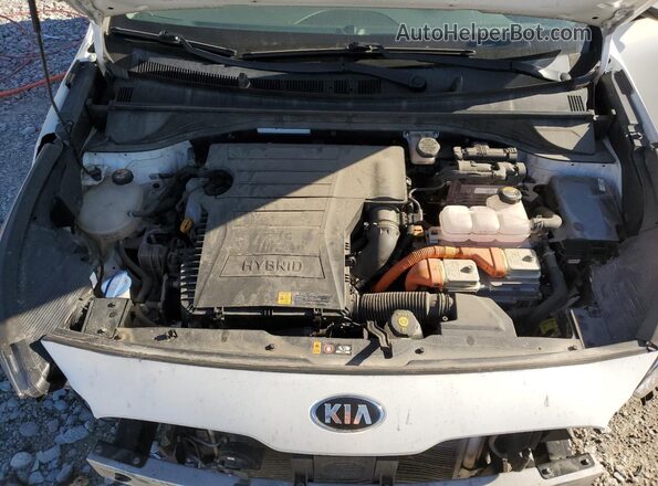 KNDCB3LC2M5478606 2021 KIA NIRO White Widok komory silnika
