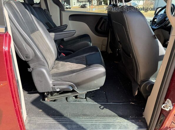 2C4RDGCG4KR635065 2019 DODGE CARAVAN Maroon 