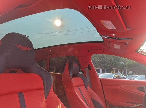 SD7VUJBWXPTV06039 2023 ASTON MARTIN DBX Black 