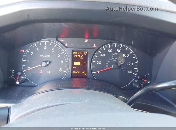 5BZAF0AA2KN850275 2019 NISSAN NV PASSENGER NV3500 HD Red Widok tylnych siedzeń