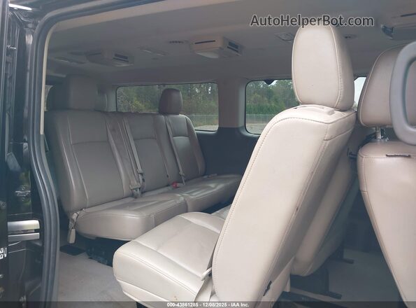 5BZAF0AA5HN852448 2017 NISSAN NV PASSENGER NV3500 HD Black VIN կոդի պիտակի տեսք