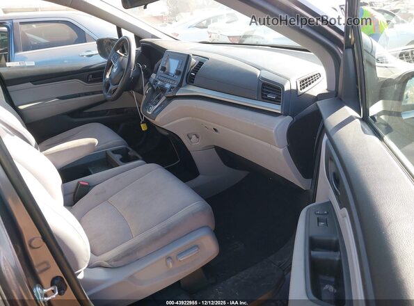 5FNRL6H29LB021734 2020 HONDA ODYSSEY Gray Front interior view