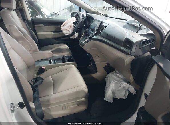 5FNRL6H51NB033227 2022 HONDA ODYSSEY Белый Вид салона спереди