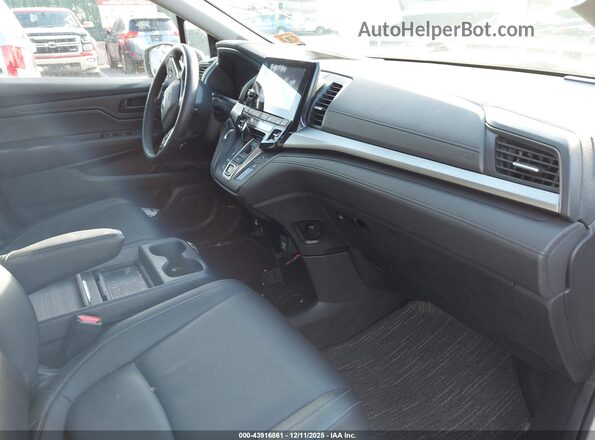 5FNRL6H60RB070333 2024 HONDA ODYSSEY White Widok wnętrza z przodu