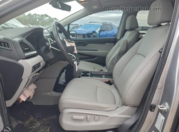 5FNRL6H64RB050943 2024 HONDA ODYSSEY Silver Widok wnętrza z przodu
