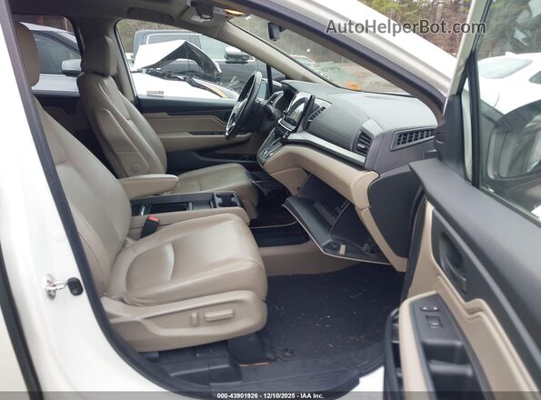 5FNRL6H72JB059914 2018 HONDA ODYSSEY White წინა სალონის ხედი