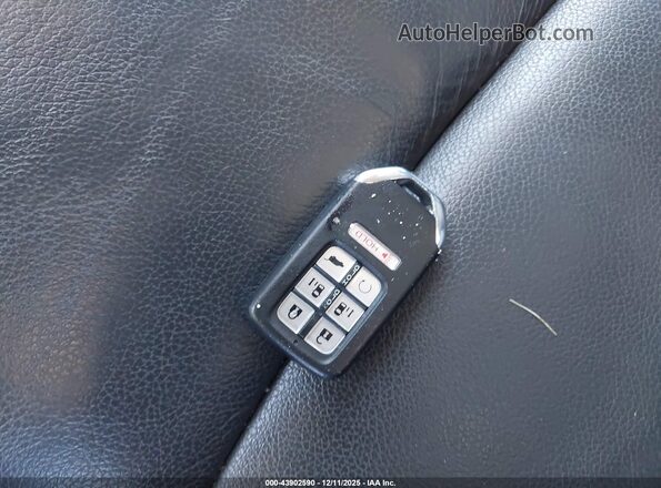 5FNRL6H72NB021539 2022 HONDA ODYSSEY White Dashboard view