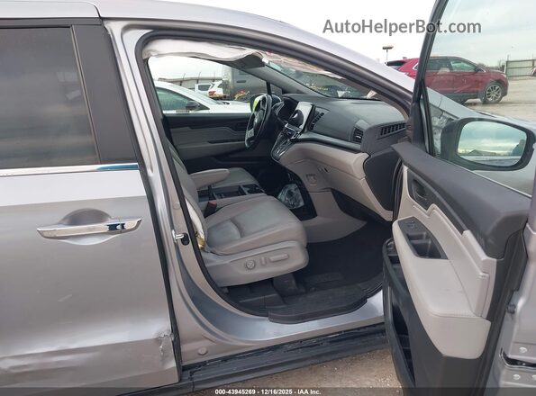 5FNRL6H76NB049408 2022 HONDA ODYSSEY Silver Вид салону спереду