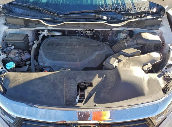 5FNRL6H82NB012560 2022 HONDA ODYSSEY White Engine compartment view