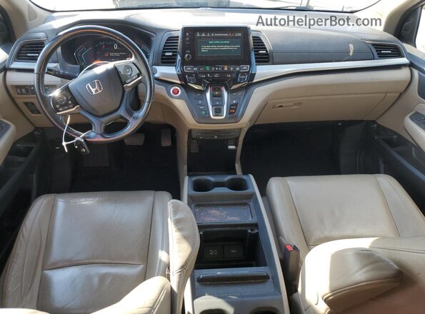 5FNRL6H84JB013851 2018 HONDA ODYSSEY White 