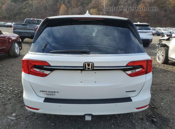 5FNRL6H88PB011867 2023 HONDA ODYSSEY White Widok z tyłu