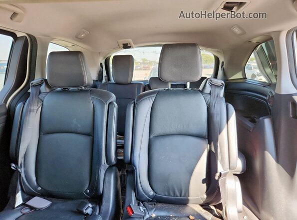 5FNRL6H8XMB032196 2021 HONDA ODYSSEY White Vista de los asientos traseros