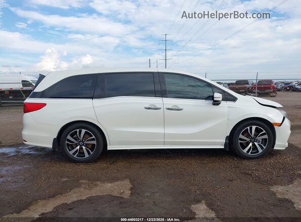 5FNRL6H93JB050043 2018 HONDA ODYSSEY White Սալոնի հետևի տեսք