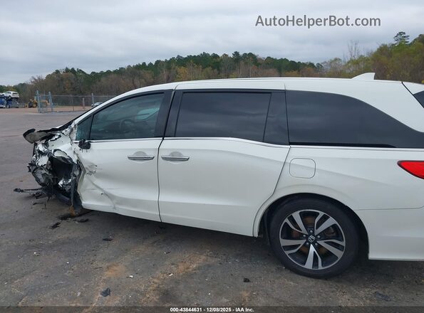 5FNRL6H94JB001840 2018 HONDA ODYSSEY White 