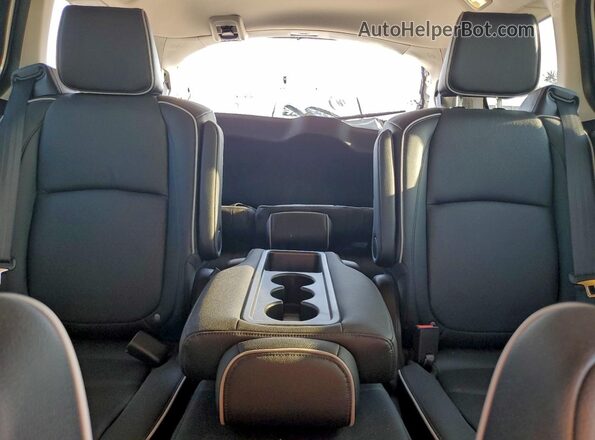 5FNRL6H95SB085426 2025 HONDA ODYSSEY White Widok tylnych siedzeń