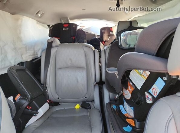 5FNRL6H96NB003773 2022 HONDA ODYSSEY Silver Вид задніх сидінь