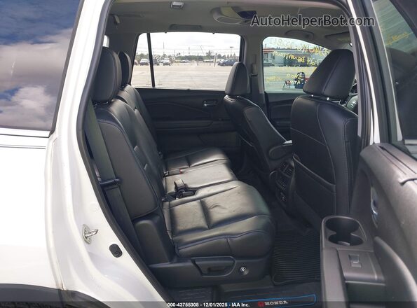 5FNYF6H41KB016286 2019 HONDA PILOT White Widok naklejki z numerem VIN